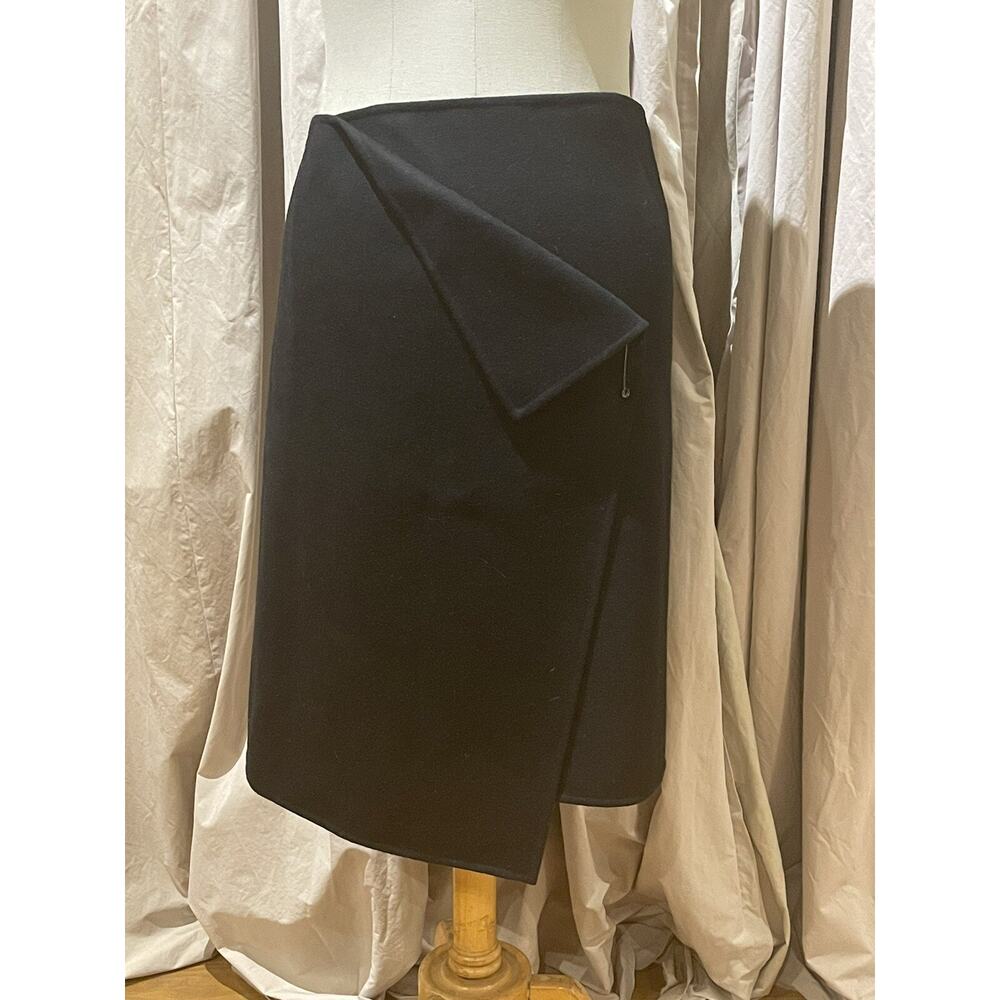 Vintage Unworn! Gucci Cashmere/ Wool 90’s Wrap Skirt w/Pin US Size 10, IT 46 L